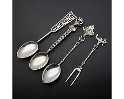 4x Vintage Silver Souvenir Spoons Etc Hong Kong Crete Venice Rome (#59810)