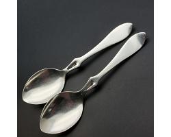 2x Roberts & Belk Hook Handle Honey Spoons - Silver Plated - Vintage (#59857)