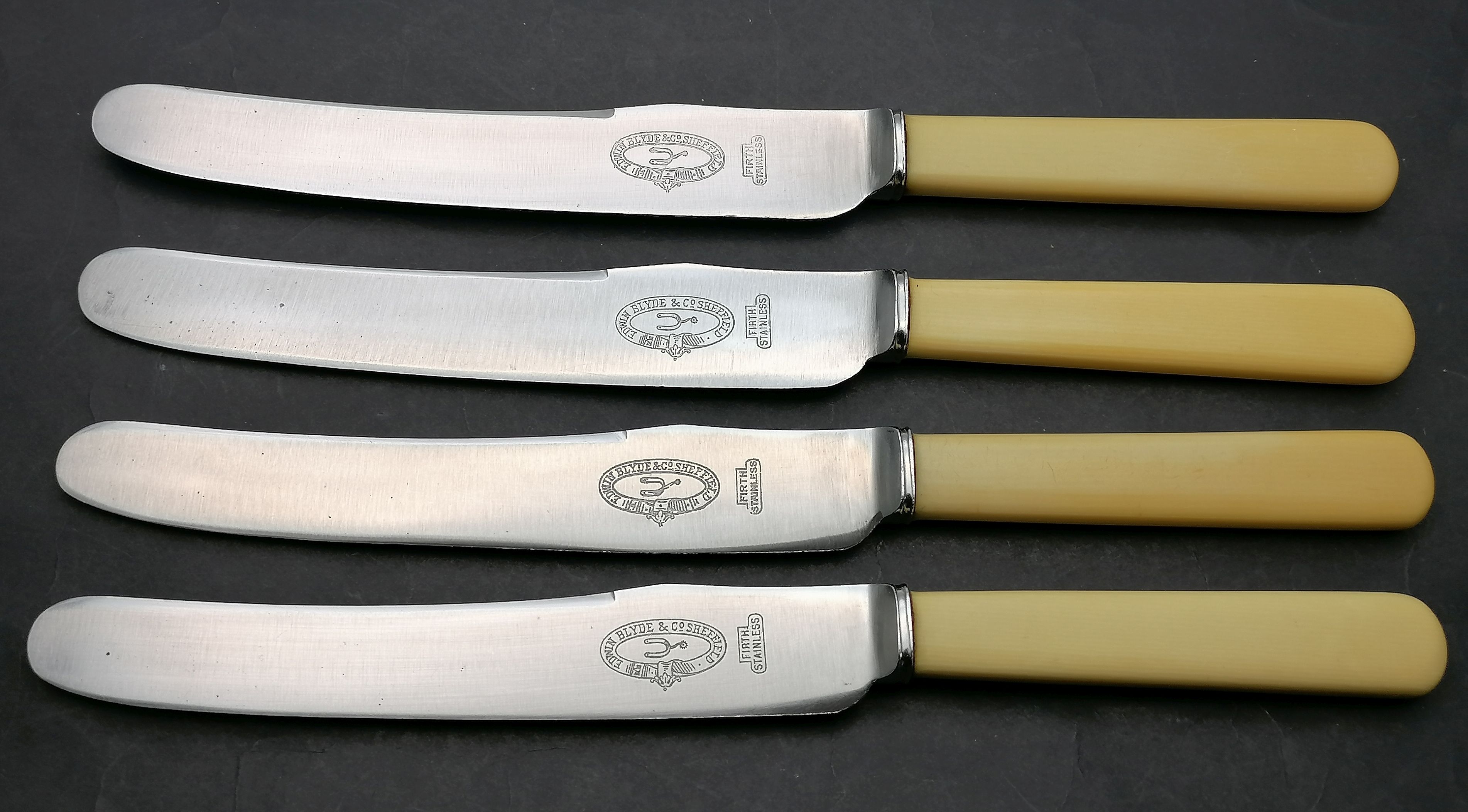 4X LARGE VINTAGE DINNER KNIVES EDWIN BLYDE SHEFFIELD CUTLERY FAUX