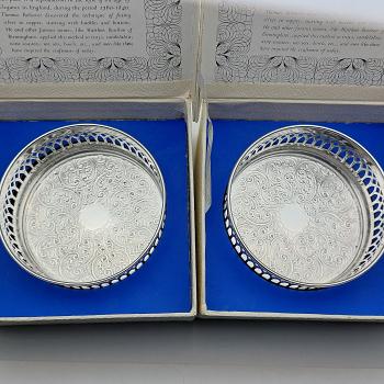 2x Silver Plated Wine Bottle Coasters - Boxed - Cavalier - Vintage (#59483) 1