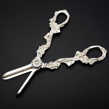 Grape Scissors / Shears - Vine Design - Mappin & Webb Silver Plated Vintage (#59687) 1