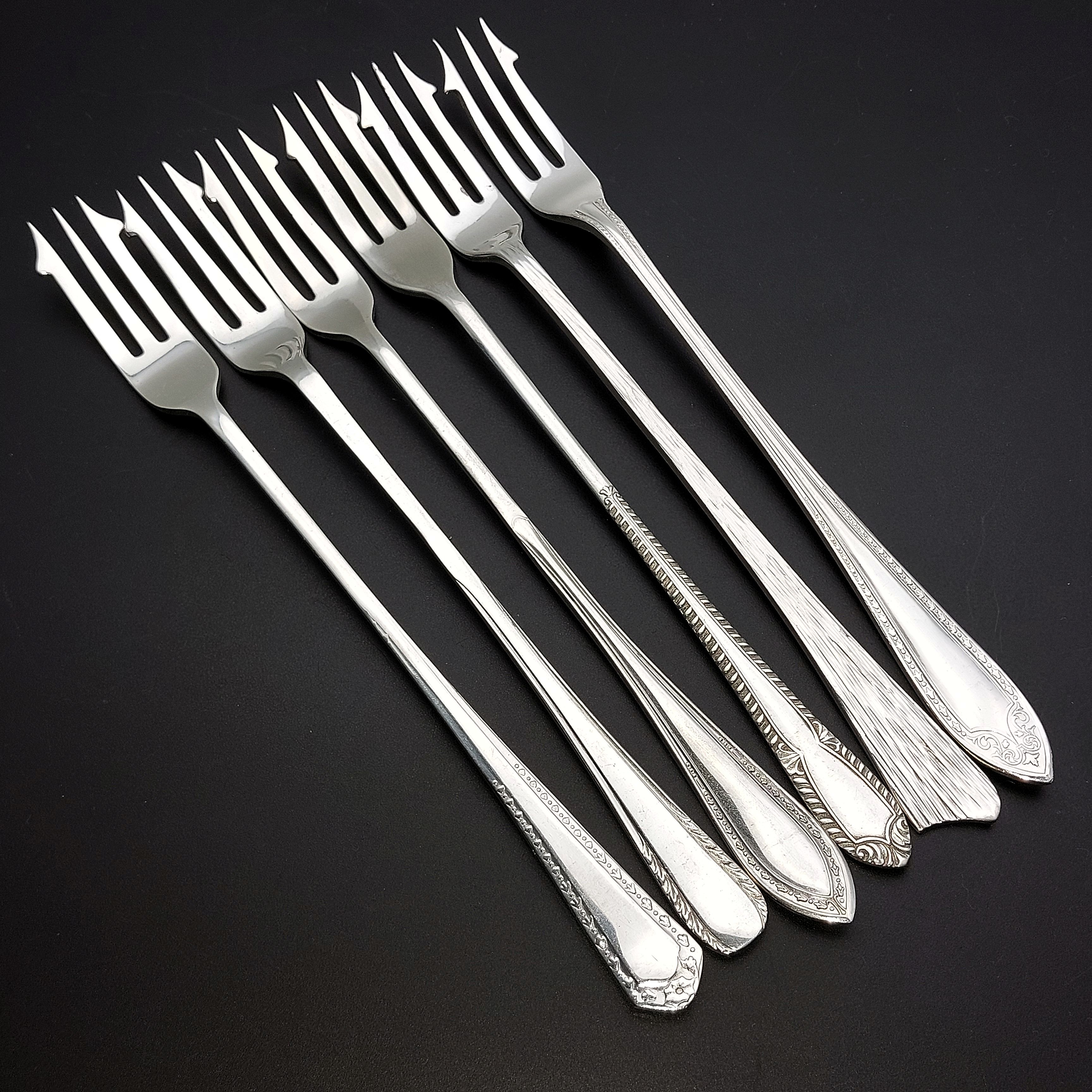 6x PICKLE FORKS ANTIQUE VINTAGE EPNS SILVER PLATED NICKEL