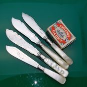 4x Mother Of Pearl Handled Butter Knives Silver Plated Antique (#60879) 3
