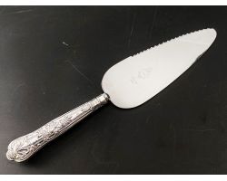 Queens Pattern - Sterling Silver Handled Pie Server - Sheffield 1963 (#100260)