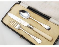 Antique Cased Childs 3 Piece Cutlery Set Silver Plated Bright Cut (#100449)