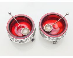 Gorgeous Pair Victorian Salt Pots With Spoons & Red Glass Liners Silver Plated (#100456)