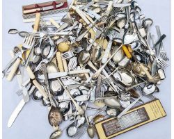 Large Job Lot 9kg Flatware Spoons Forks Etc Mixed Vintage Bulk Quantity #2 (#100595)