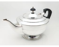 Art Deco Style Silver Plated Tea Pot Yeoman - Vintage (#100669)