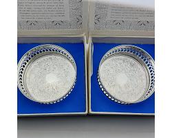 2x Silver Plated Wine Bottle Coasters - Boxed - Cavalier - Vintage (#59483)