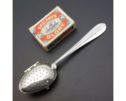 Silver Plated Tea Infuser Spoon - Ridged Handle - Vintage (#60131)