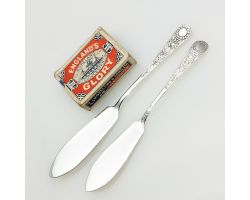 Venetian Pattern - 2x Silver Plated Butter Spreaders - Antique Epns (#99483)