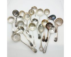 20x Straining / Sifting Ladles Spoons Etc Silver Plated Antique & Vintage (#99508)