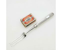 Gleaming Panel Reed Silver Plated Serving Fork Antique (#99545)