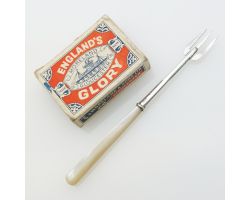 Mother Of Pearl Handle Sterling Silver Lemon Cocktail Fork A&l Chester 1922 (#99651)