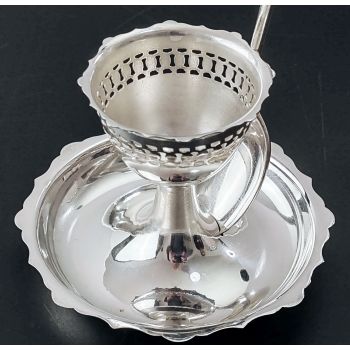 Silver Plated Egg Cup With Spoon - Vintage (#100257) 1