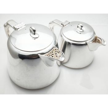 2x Gleaming Hotelware Silver Plated Teapots Elkington 1967 (#100419) 1