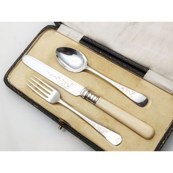 Antique Cased Childs 3 Piece Cutlery Set Silver Plated Bright Cut (#100449) 1