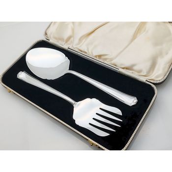 Cased Pair Of Large Pudding Servers - Silver Plated Sheffield - 1934 Vintage (#100463) 1