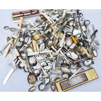 Large Job Lot 9kg Flatware Spoons Forks Etc Mixed Vintage Bulk Quantity #2 (#100595) 1