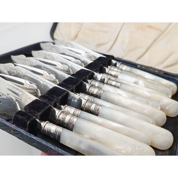 Mother Of Pearl Handled Fish Cutlery Set Silver Plated 1917 Sterling Ferrules (#100712) 1