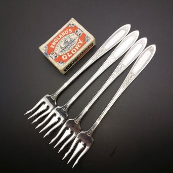 4x Silver Plated Seafood Forks Tudor Plate Enchantment Pattern - Vintage (#60167) 1