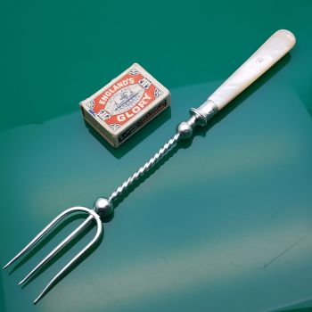 Long Mother Of Pearl Handled Bread Fork Initial 'b' Silver Plated Antique (#60744) 1