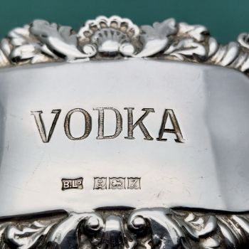 Sterling Silver Vodka Decanter Ticket Bottle Label Birmingham 1974 (#61789) 1