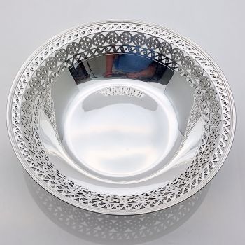 Roberts & Belk Silver Plated Pierced Work Bowl Romney Plate Sheffield (#61807) 1