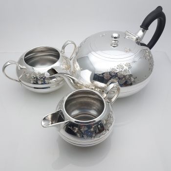 Gleaming 3 Piece Silver Plated Tea Service Set - Shamrocks - Sheffield Vintage (#61841) 1