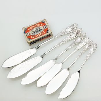 6x Matching Pattern Butter Spreaders - Ornate Antique Silver Plated Epns (#99488) 1