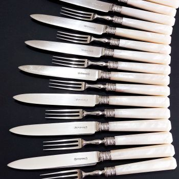 16x Mother Of Pearl Handled Silver Plated Dessert Cutlery Sheffield 1926 (#99650) 1