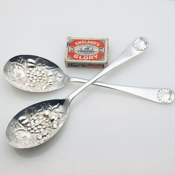 Pair Of Berry Bowl Serving Spoons - Shell Husk Pattern Epns Silver Plated (#99853) 1